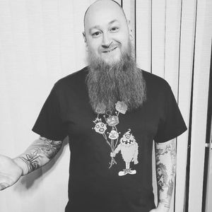 Meet your Posher, Casey